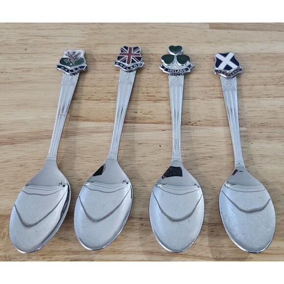 Lot of 21 Vtg Quality Souvenir Spoons Silver Plate Mixed Metals Enamel Charms - Picture 2 of 16